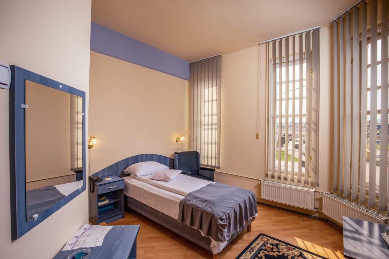 Hotel Castel Sfântu-Gheorghe Exterior foto